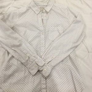 Gap polka dot button down